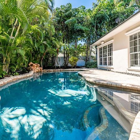 The Garden View 2-Bedroom Home Heated Pool 포트 로더데일 외부 사진