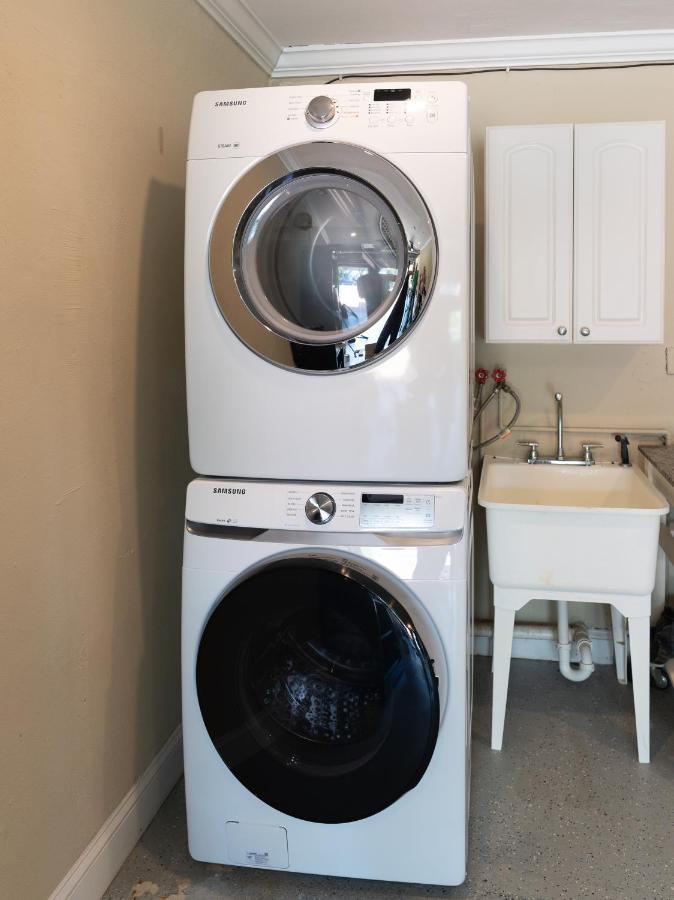 The Garden View 2-Bedroom Home Heated Pool 포트 로더데일 외부 사진